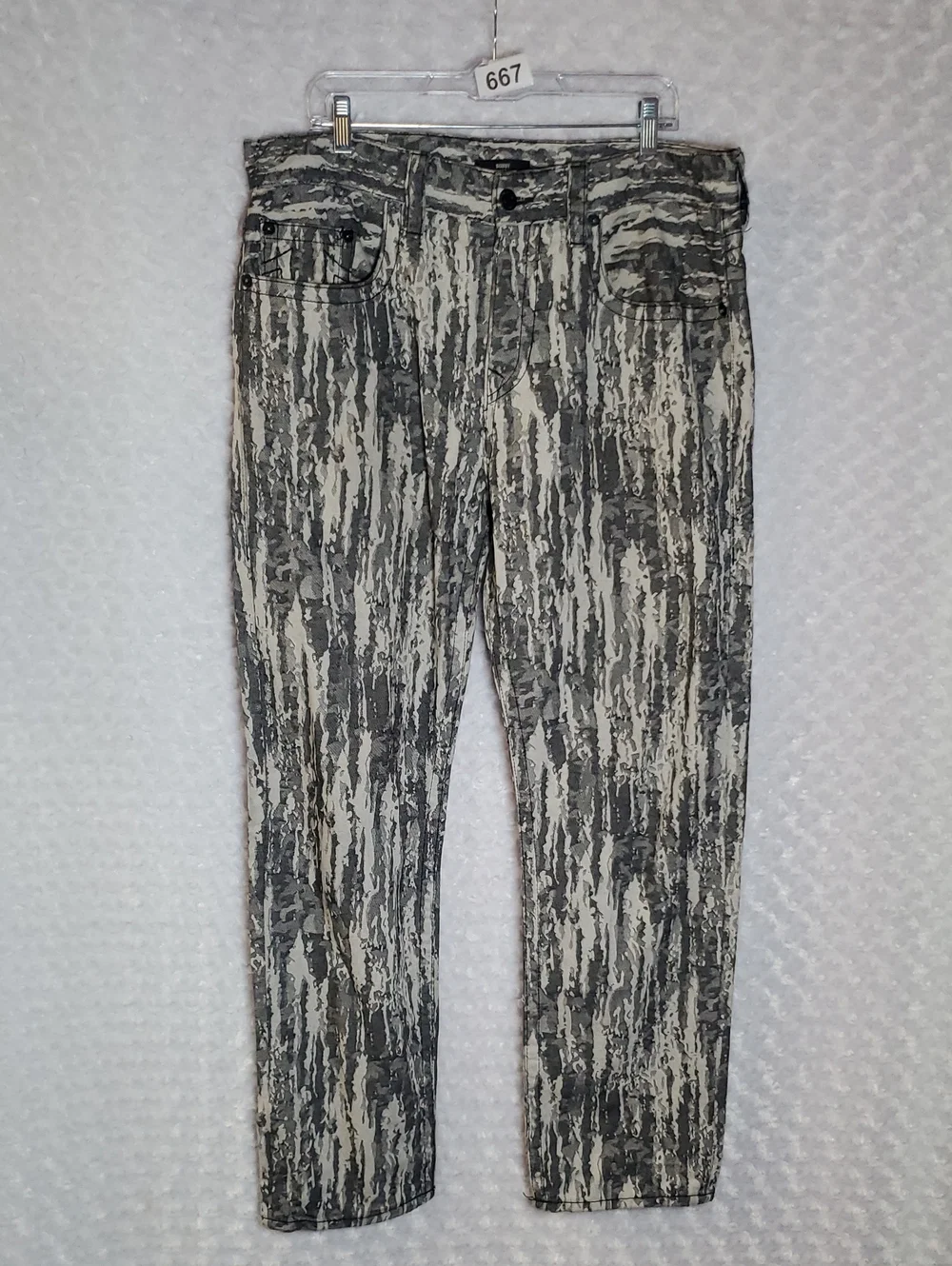 True Religion Gray & Cream Skinny Jeans - Textured Stripe Print Size 34